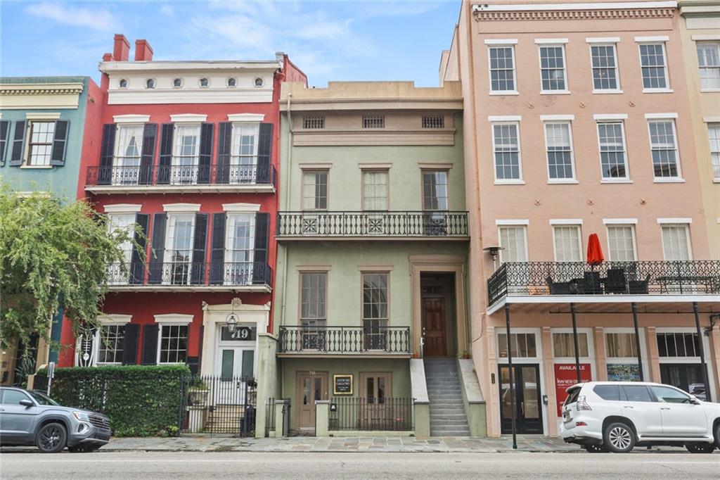Warehouse District
